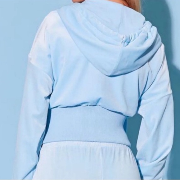 NWT Hello Kitty Forever 21 Baby Blue Velour Hoodie Jacket Full Zip Charm Large - Picture 4 of 11